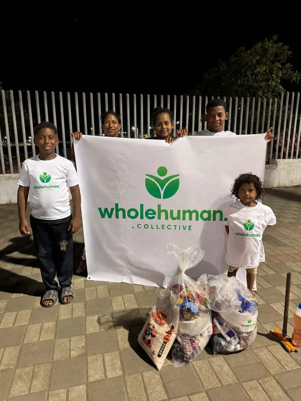 Evening delivery of food kits to families at home